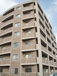 主婦が使いやすい生活動線を考えた間取りのオートロックのマンションです♪カーサ　ソレアード　602号室